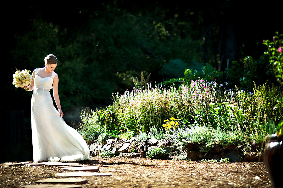 cheryl-jon-016-monte-verde-inn-foresthill-wedding-photographer-stout-photography