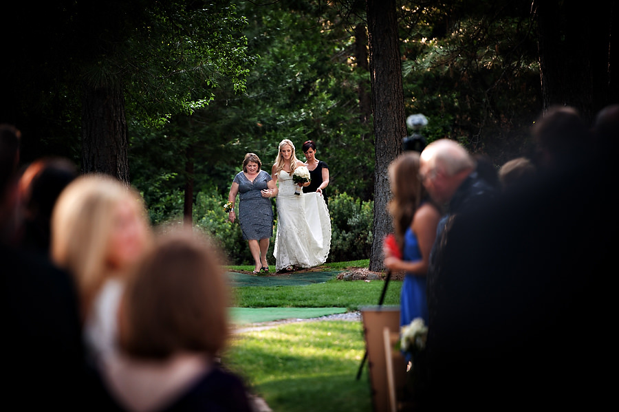 christine-steve-013-forest-house-lodge-foresthill-wedding-photographer-stout-photography