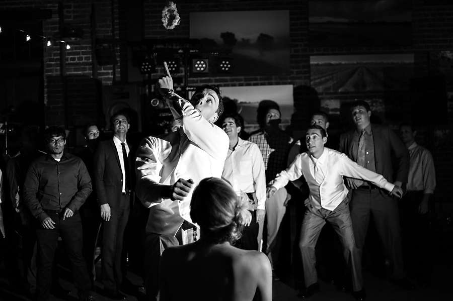 sara-matt-064-the-old-sugar-mill-sacramento-wedding-photographer-stout-photography
