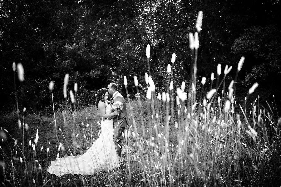 kristen-troy-016-monte-verde-inn-foresthill-wedding-photographer-stout-photography
