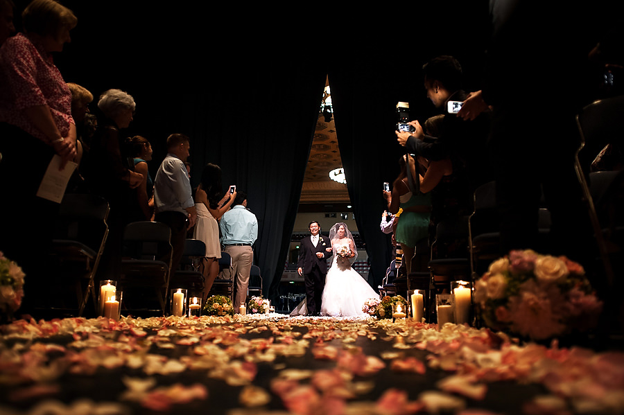 fonda-nick-010-memorial-auditorium-sacramento-wedding-photographer-stout-photography
