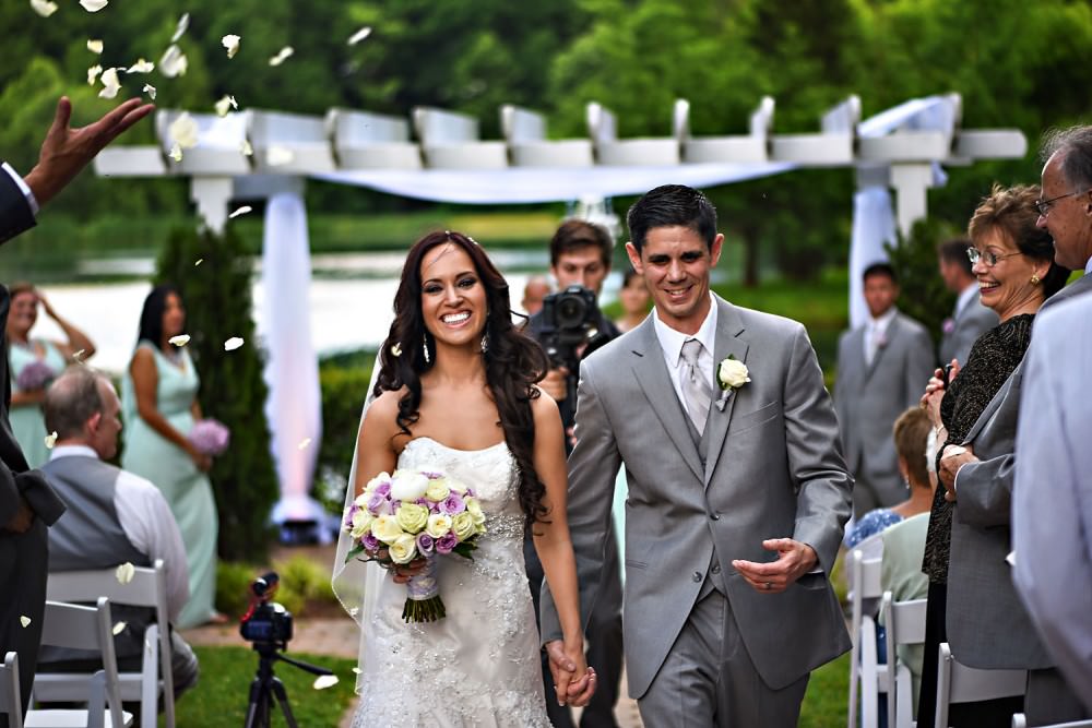 Karen-Luke-15-Shaded-Trees-And-Evergreens-Fredrick-Baltimore-Wedding-Photographer-Stout-Photography