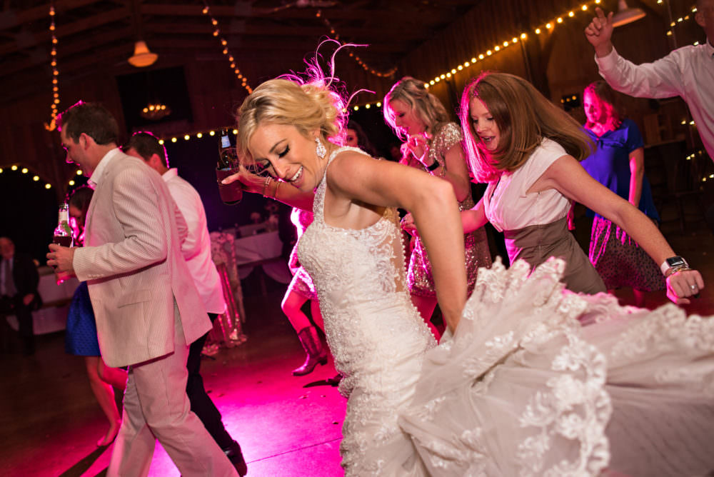 Lindsay-Royce-116-Diamond-D-Ranch-Jacksonville-Wedding-Photographer-Stout-Photography