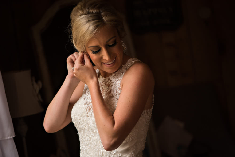 Lindsay-Royce-9-Diamond-D-Ranch-Jacksonville-Wedding-Photographer-Stout-Photography