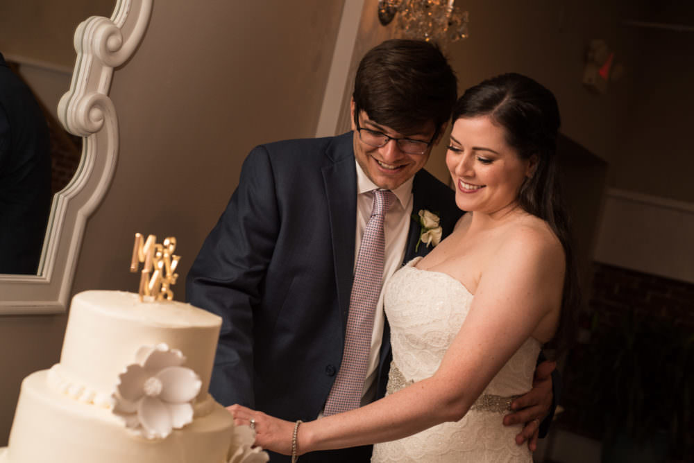 Alyse-Jason-24-White-Room-Jacksonville-Wedding-Photographer-Stout-Photography