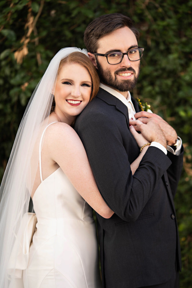 Hannah-Tim-10-The-Clay-Theatre-Jacksonville-Engagement-Wedding-Photographer-Stout-Studios-667x1000