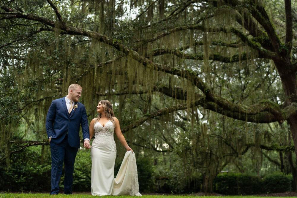Olina-Jonathan-27-Bowing-Oaks-Plantation-Jacksonville-Wedding-Engagement-Photographer-Stout-Studios