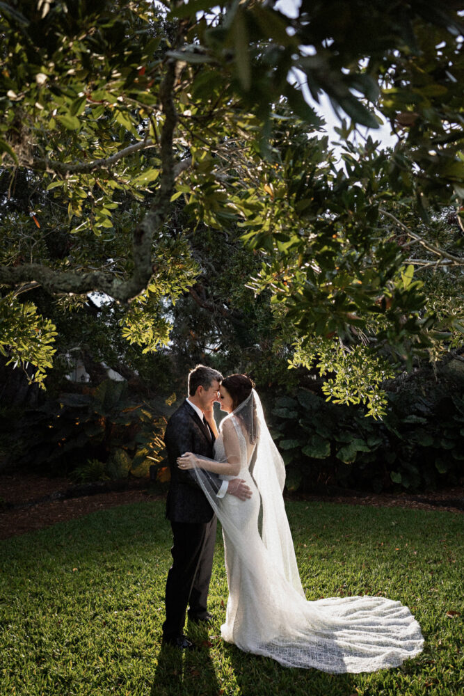 Savannah-Raymond-101-The-Cummer-Art-Museum-Jacksonville-Wedding-Engagement-Photographer-Stout-Studios